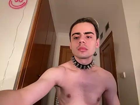 YourFavouriteTwink live sex cam