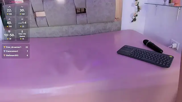 miranda_rivers_'s cam snapshot