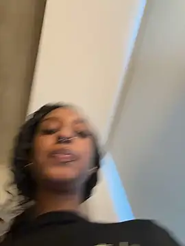 Your_Paris live sex cam