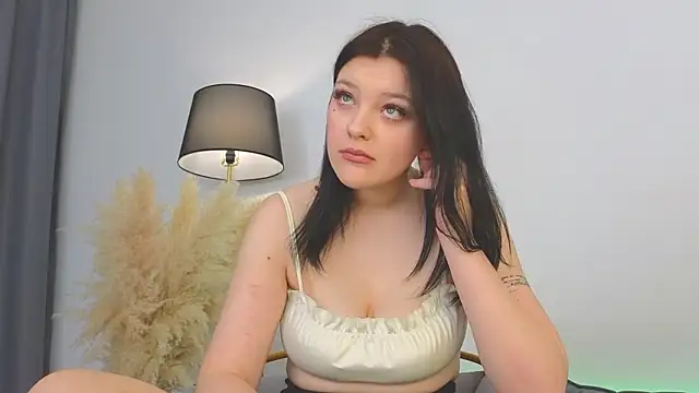 DeliaEffy's cam snapshot