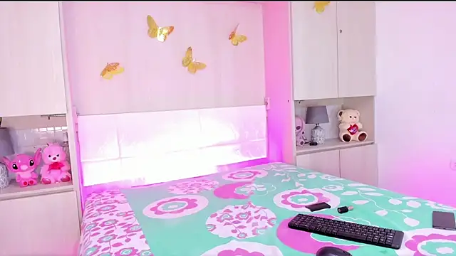 KellyKallahan's cam snapshot