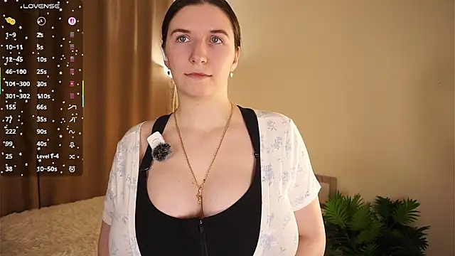 LuannStockbridge live sex cam