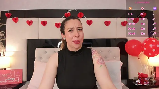 CarlaRossi_'s cam snapshot