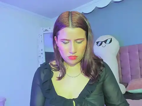 sara_gray__'s cam snapshot