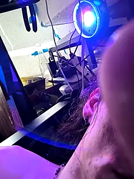 gurlnips live sex cam