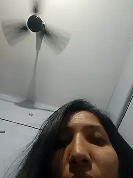 Koziekylie live sex cam