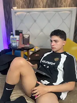 Samu_Hott live sex cam