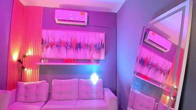 lilian_vergara's cam snapshot