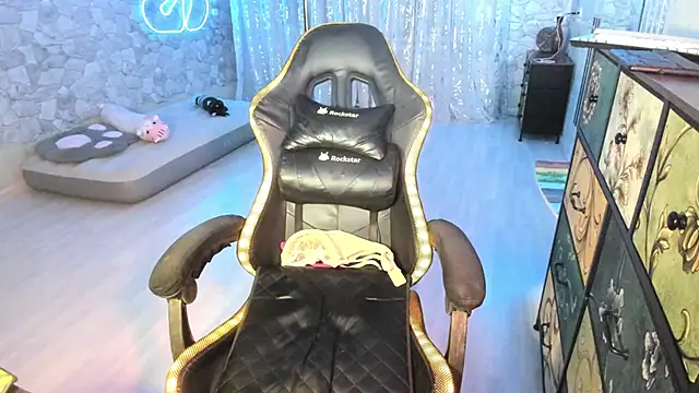 JessicaFamee's cam snapshot