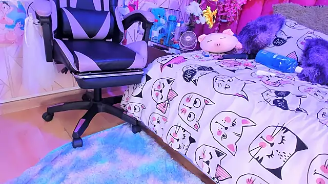 Alicebenett live sex cam