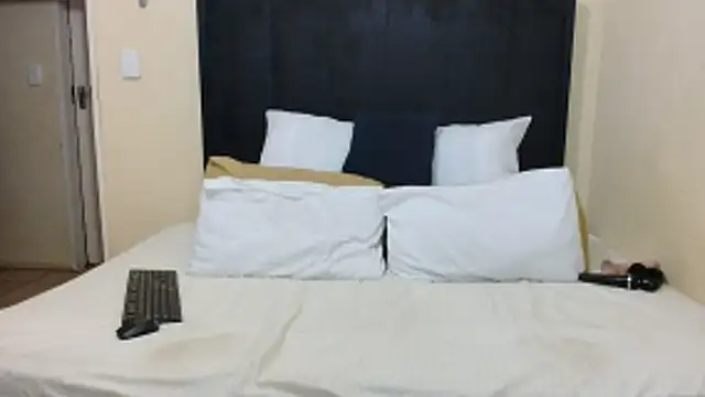 Lusty_N_Busty live sex cam