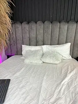 Nanda_vixen_'s cam snapshot