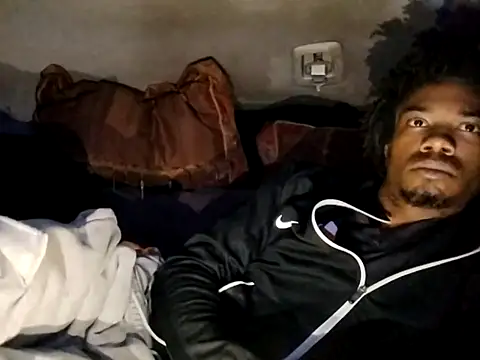 SlimeCrownzOut5's cam snapshot