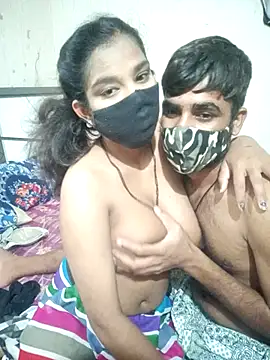 hottiess69 live sex cam