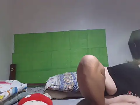 Prettyasianbelle's cam snapshot