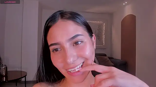 LucieMartin's cam snapshot