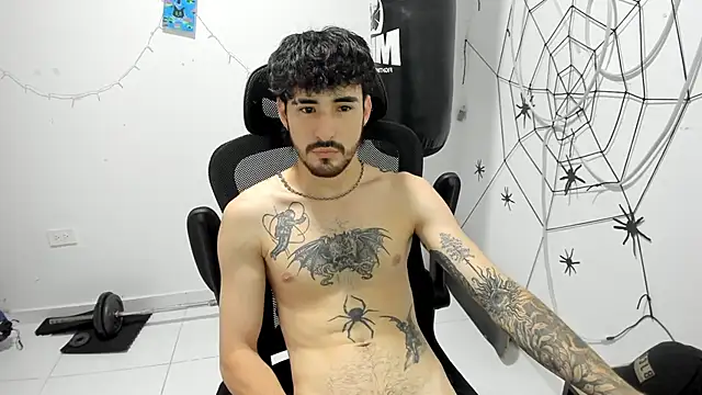 DmitriSanders live sex cam