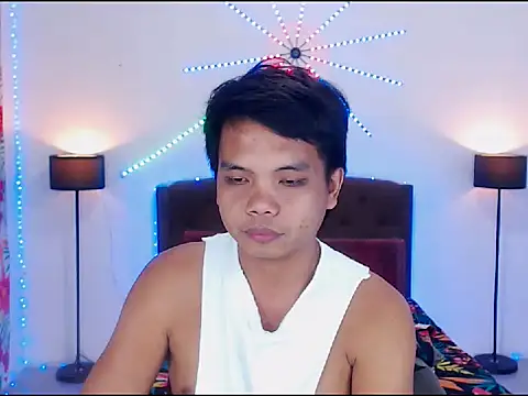 XExtraServiceManX's cam snapshot