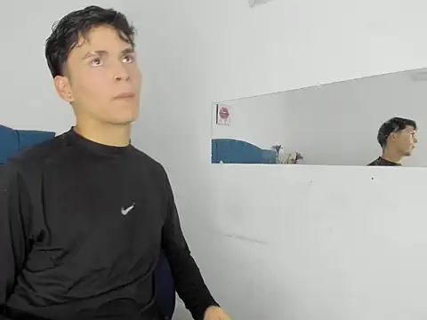 Aaron_Foxxx's cam snapshot