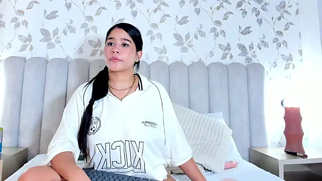 Lizz_Bunny's cam snapshot