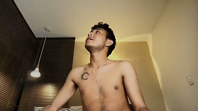 Damon_Salvarote_S's cam snapshot