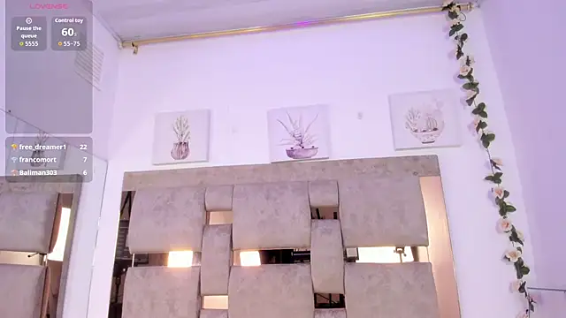 miranda_rivers_'s cam snapshot