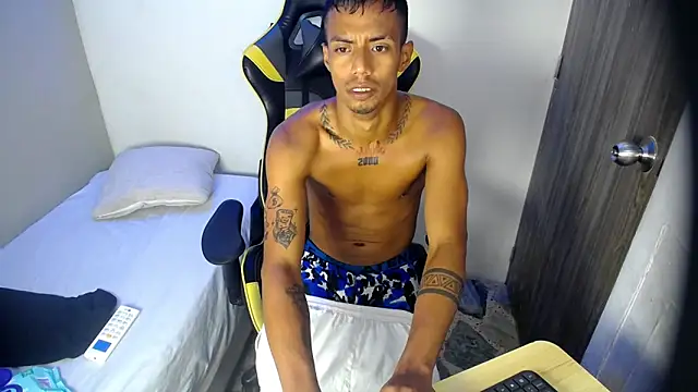 Nando_colll's cam snapshot