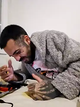 charlye_inkkkk's cam snapshot