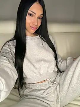 ilariea_girl live sex cam