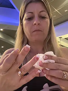 NikkiBlisss's cam snapshot