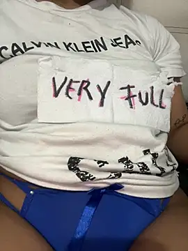 Brunette_Dirty_0limits's cam snapshot