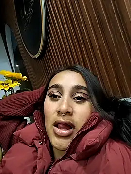 amira_moon18's cam snapshot