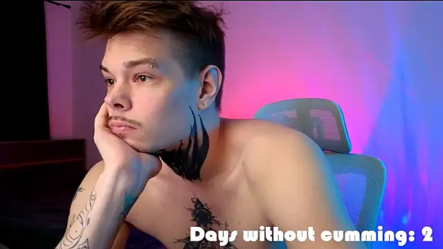 DENIS_HERE's cam snapshot