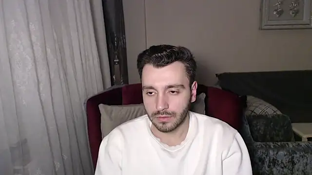 handsomeee04's cam snapshot