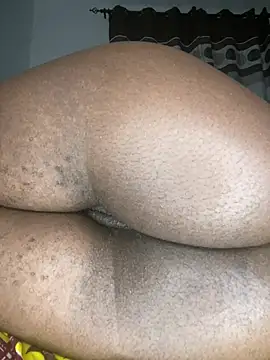 CBonita's cam snapshot