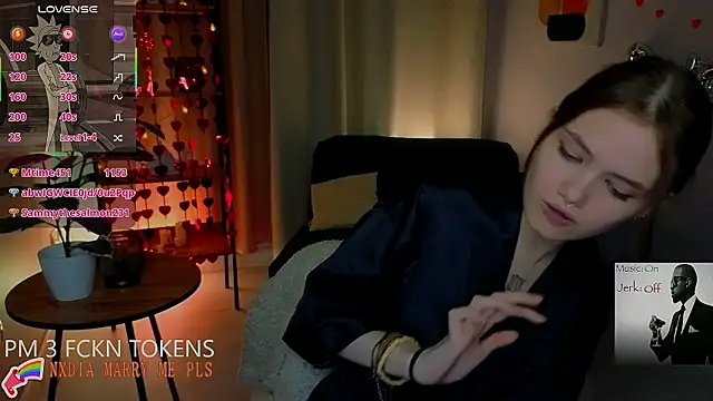 Dilara_xBaby's cam snapshot