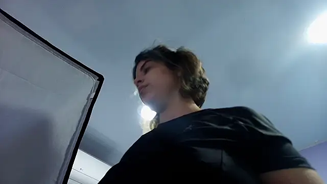 gisell_gomez's cam snapshot