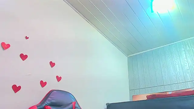 lala_clark's cam snapshot