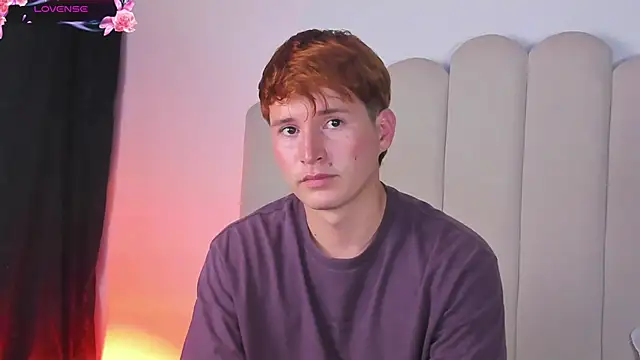 Eragonbooy live sex cam