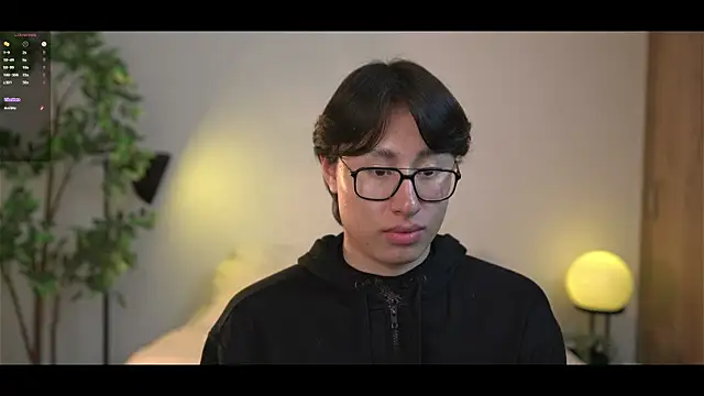 SrLuis18 live sex cam