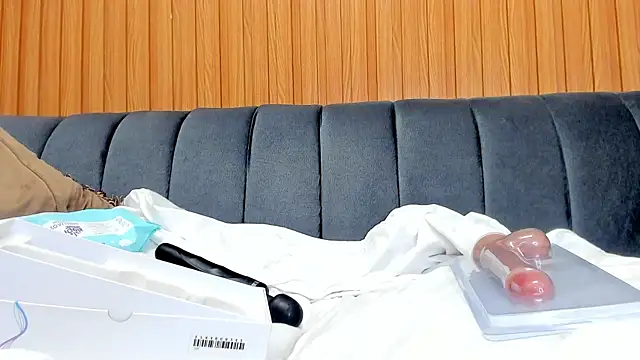 _karla_Brunette_'s cam snapshot