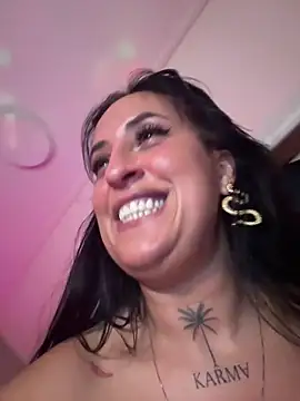 CarolaDrago live sex cam