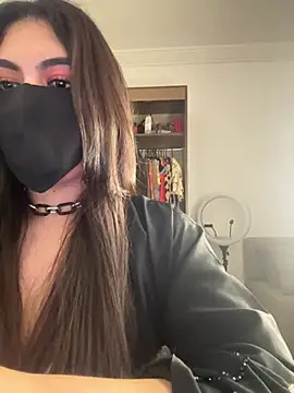 Hot-Sarah-arab live sex cam