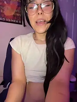 Evie-Luna live sex cam