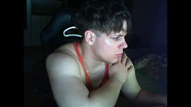 GymGuy0505 live sex cam
