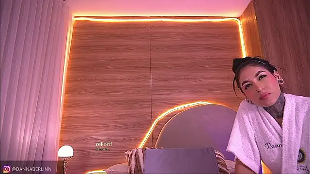 danna_berlin_ live sex cam