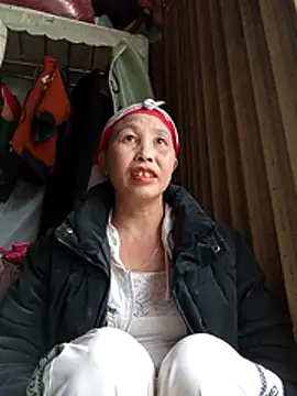 lena-cute's cam snapshot