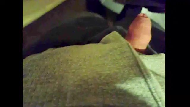 hairyuncut00 live sex cam