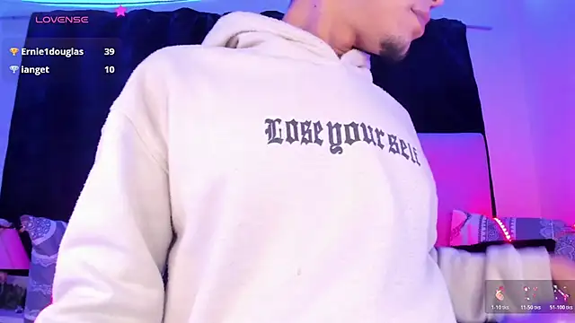 Ethan_Boyy live sex cam