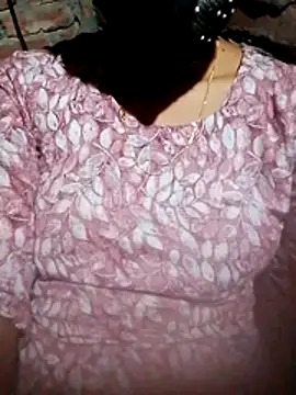 Queen_brishty05 live sex cam